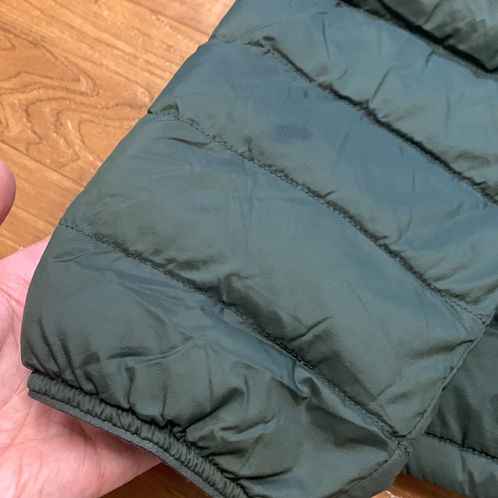 Uniqlo Down Jacket - image 5